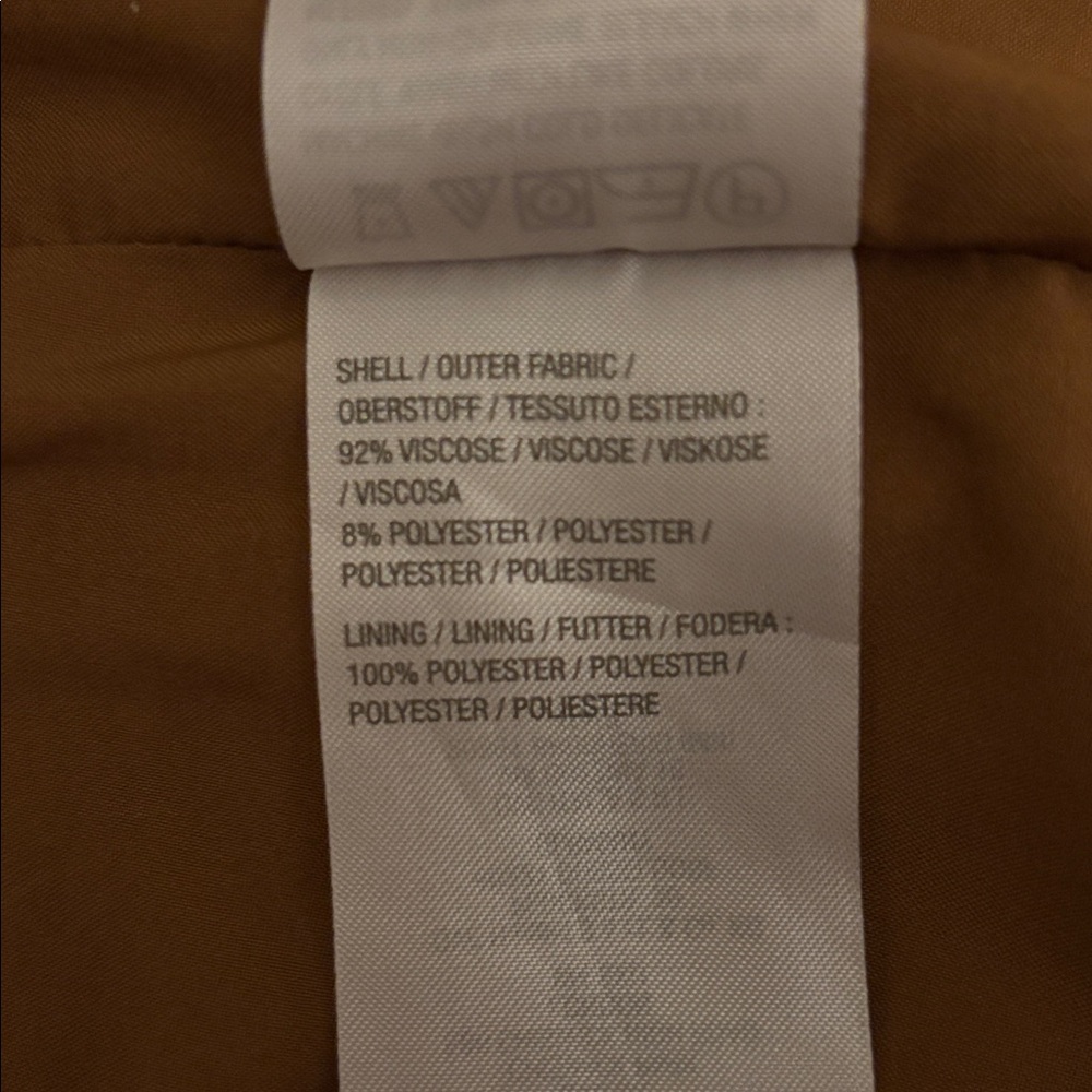 Two button notch collar Blazer - Picture 10 of 10